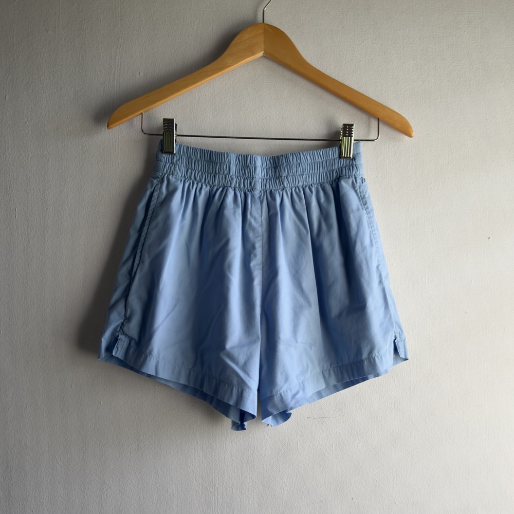Abercrombie & Fitch Smocked Waist Pull On Shorts Women XS Light Blue Coastal